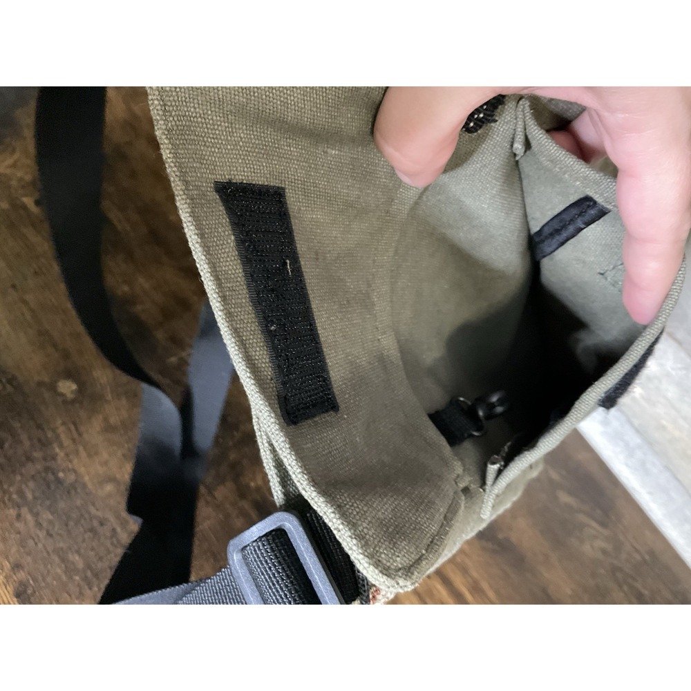 KAVU Keeper Travel Bag Crossbody Sling Bag Canvas Olive Color Purse - Picture 6 of 6